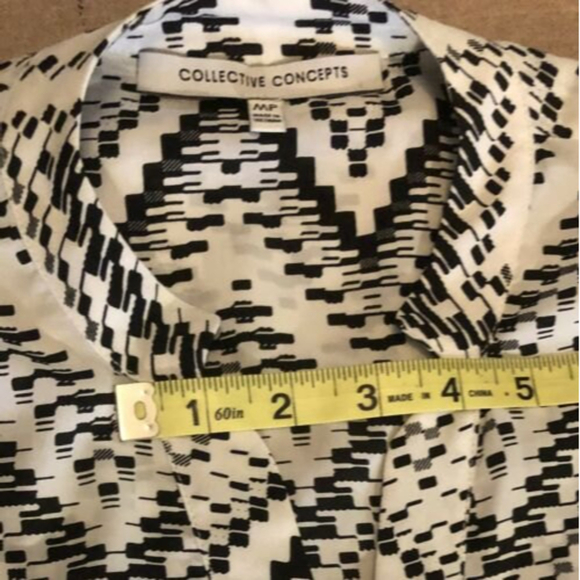 Collective Concepts Top Womens M Petite Sleeveless V-Neck Button Black White - Picture 7 of 9